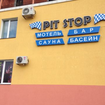102